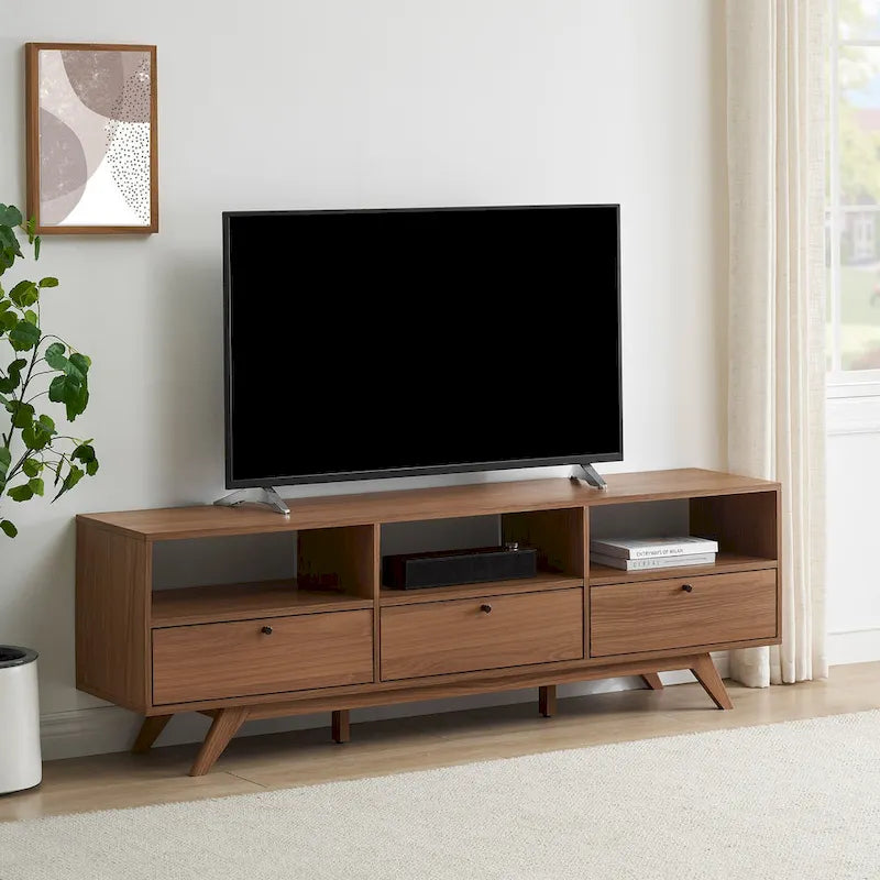 Moderner Scandi-TV-Schrank mit 3 Türen und niedrigem Profil für Fernseher bis zu 80 Zoll - Mokka